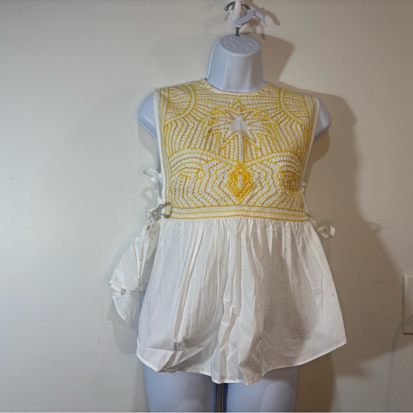 Celandine Embroidered Yellow and White Sleeveless Top - Picture 5 of 16